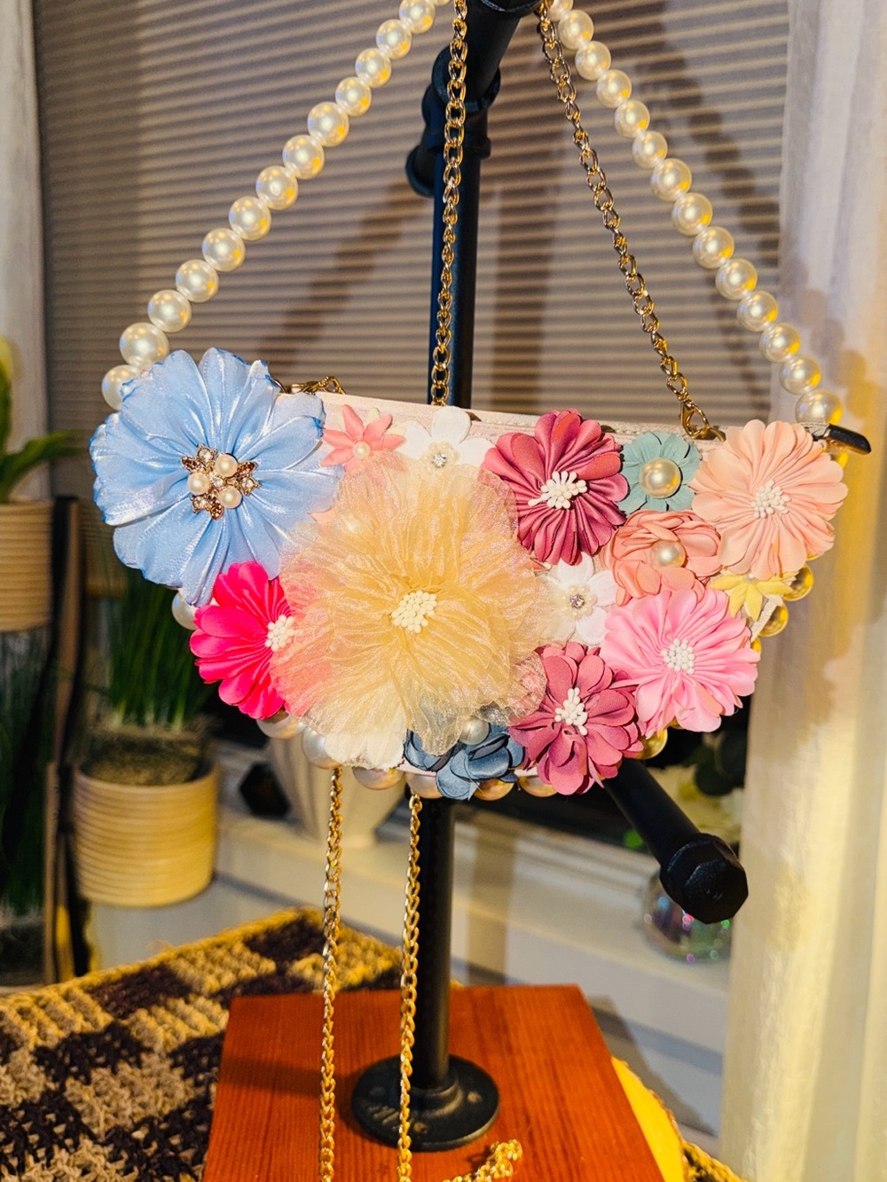 Haute Hippie Style Floral Appliqué Pearl Handle Clutch Crossbody Bag